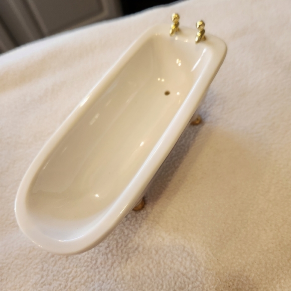 Vintage Porcelain 3-PC White & Gold Bathroom Set Tub Sink Toilet - Picture 5 of 6